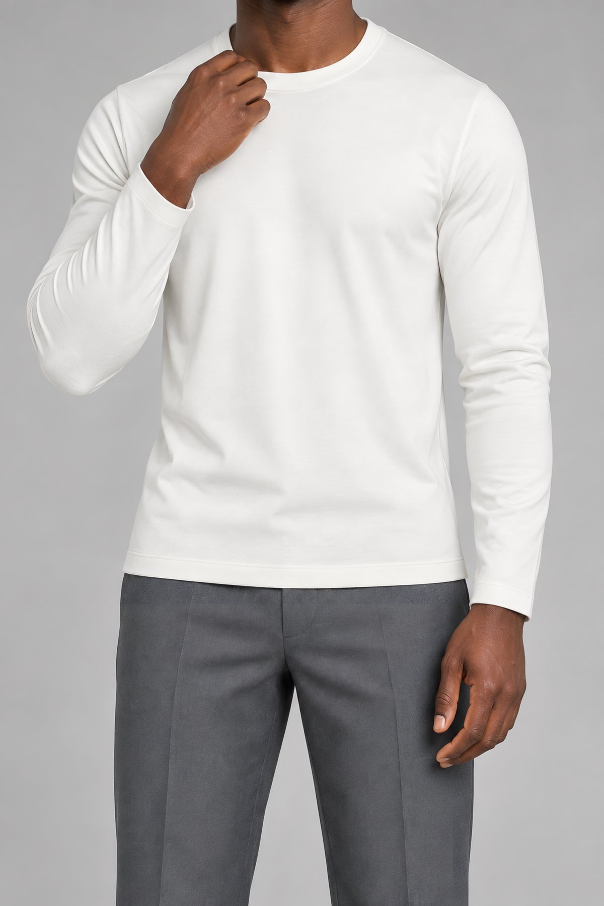 T-shirt manches longues Allège blanc, détail de construction — visuel généré par IA
